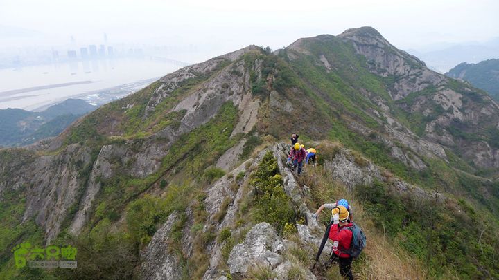 瓯北山脊这地方落脚点比较狭窄