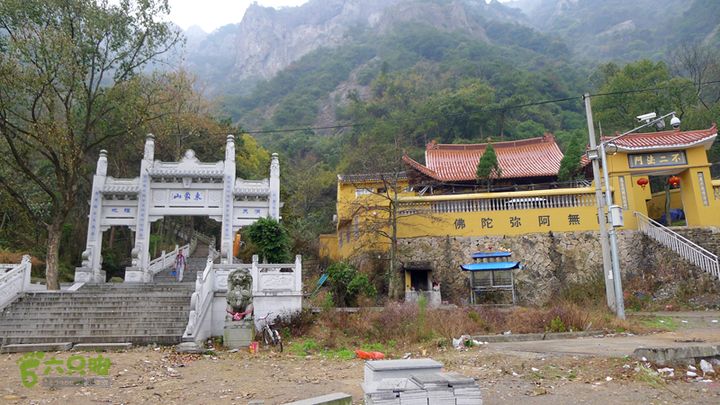 瓯北山脊东蒙山门