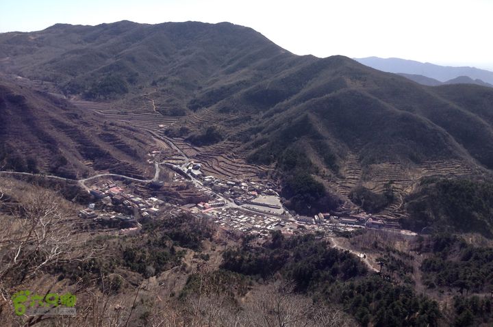 20150320-21骑行阳台山-妙峰山-禅房 （下篇）150321-涧沟村-妙峰山主峰-禅房-上苇甸村 (涧沟村全景)