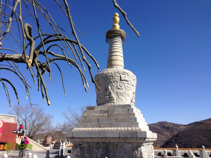 20150320-21骑行阳台山-妙峰山-禅房 （下篇）150321-涧沟村-妙峰山主峰-禅房-上苇甸村 (塔院里的白塔)