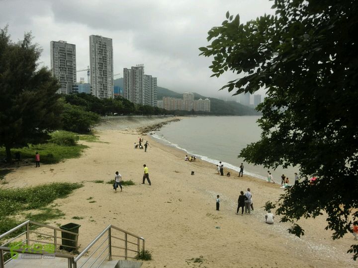 环珠海北骑行海天驿站沙滩