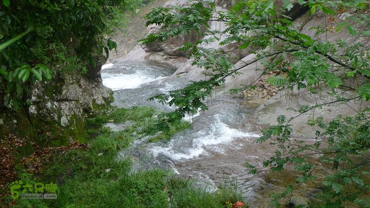 雁荡山狮子山五马尖筋竹涧燕尾瀑的上游