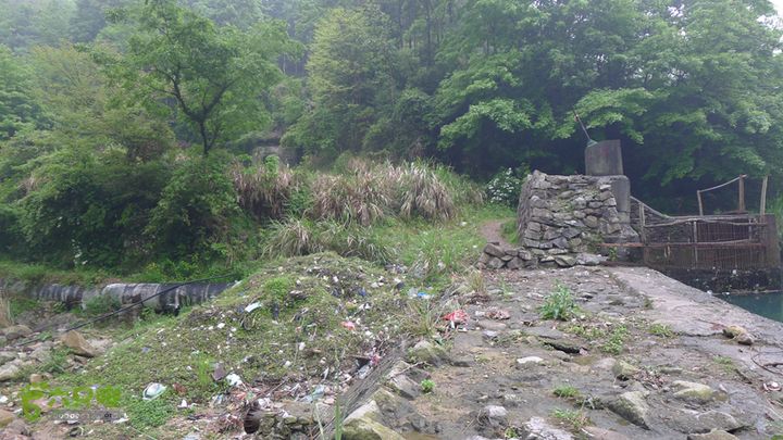 雁荡山狮子山五马尖筋竹涧垃圾成堆