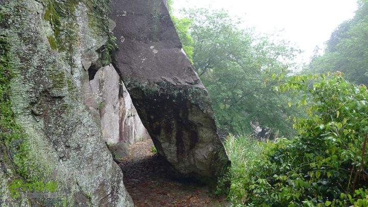 雁荡山狮子山五马尖筋竹涧石门洞