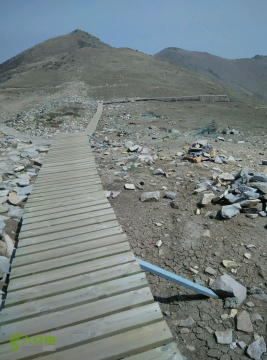 下马威—东灵山—达摩古道–洪水口村路已经修到山顶了