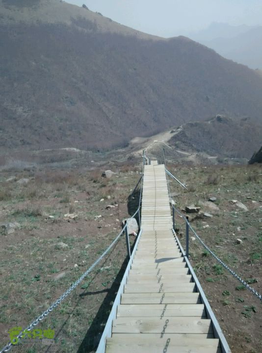 下马威—东灵山—达摩古道–洪水口村牛棚已在眼前