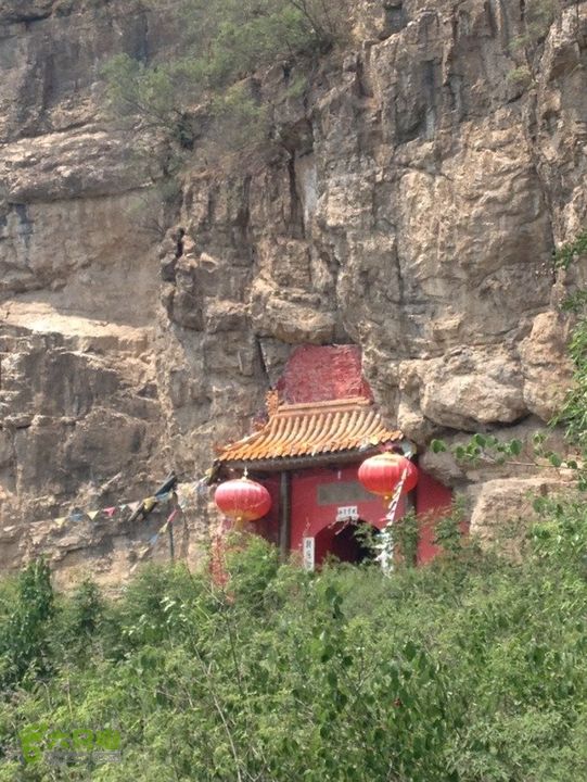 石峨229B0C6A-1EFE-45F1-A56C-EC429DC7