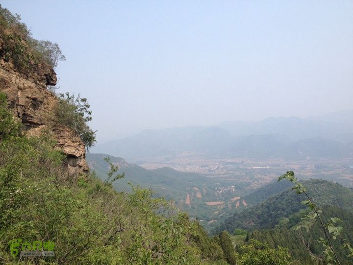 石峨2946DF3E-A76B-412B-981D-5AE22202