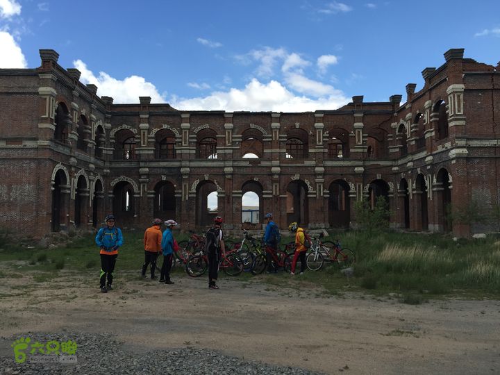 20150530-骑行长春太平池水库-天气特好电影“南京！” 外景拍摄地！  不是烂尾楼呀！
