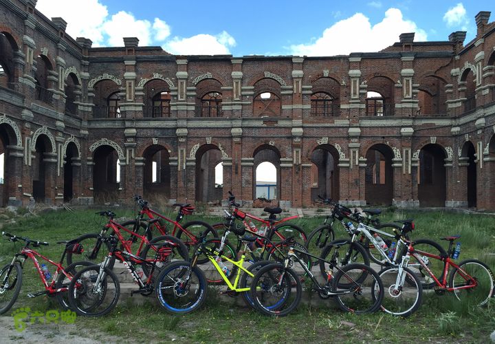 20150530-骑行长春太平池水库-天气特好电影“南京！” 外景拍摄地！  不是烂尾楼呀！