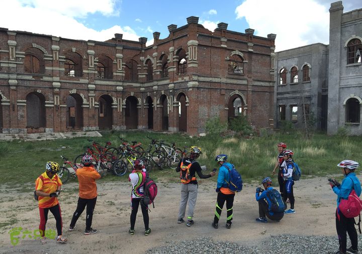 20150530-骑行长春太平池水库-天气特好电影“南京！” 外景拍摄地！  不是烂尾楼呀！