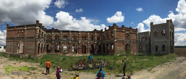 20150530-骑行长春太平池水库-天气特好电影“南京！” 外景拍摄地！  不是烂尾楼呀！