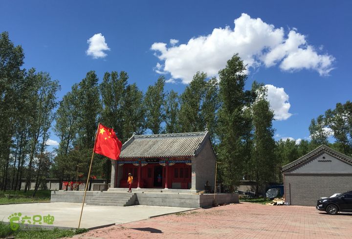 20150530-骑行长春太平池水库-天气特好S106 - 回长春路上 -- 道教圣地-三清观。