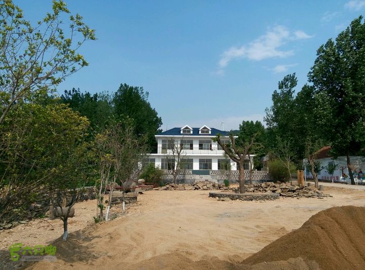 南官庄村旅游服务接待大厅