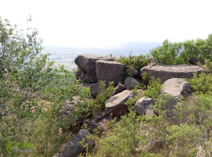 南官庄村阎王鼻子