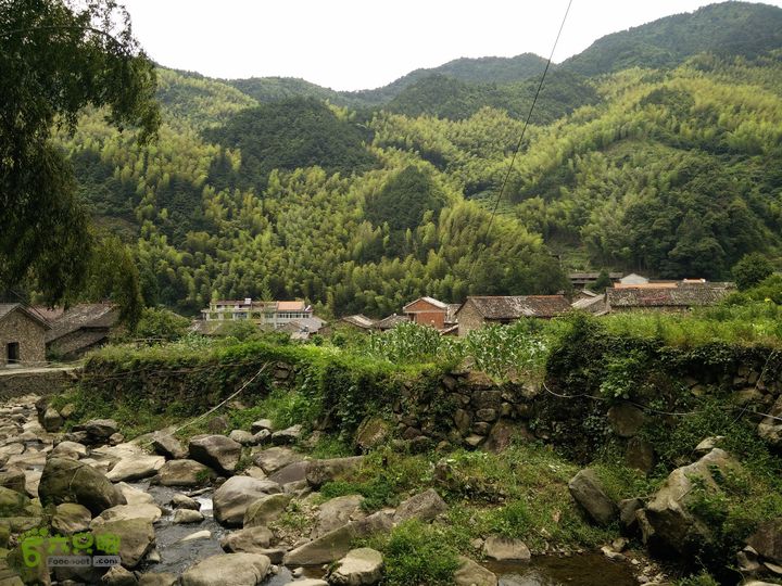 普通岭&苍岭古道穿越干净整洁的岩下村