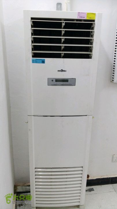 云县党校一楼无线机房云县党校一楼无线机房1#号普通空调-1#普通空调图一