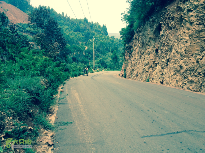 开远～大庄（果花）推车的骑友