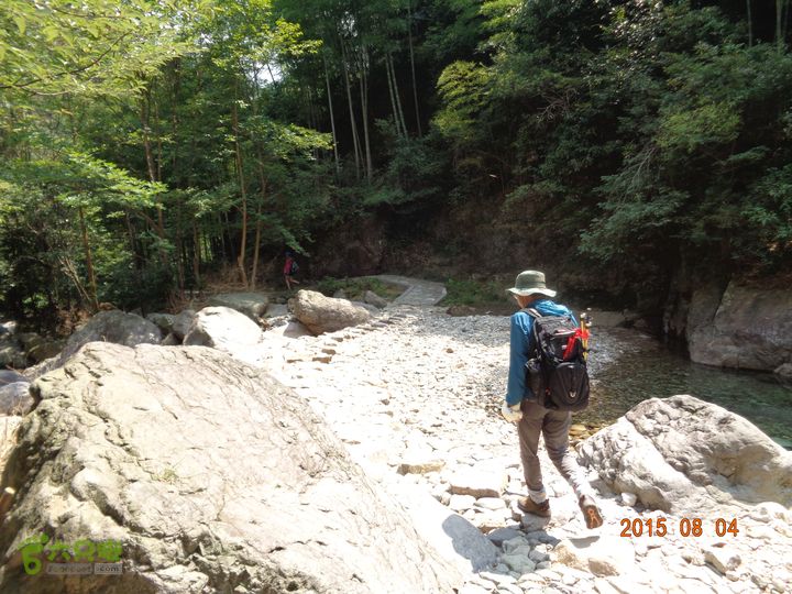 乌头门-里牌楼-交坑-上半山DSC02404