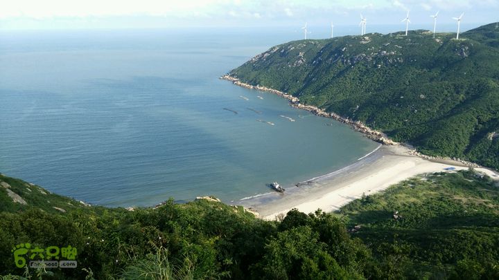 高兰港海滩漫步，溯溪泡水，密林穿越。2015-08-02 17:24:47