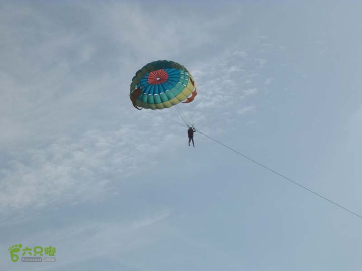 2015-7-24-3芭堤雅岸边-海上跳伞平台IMG_0283