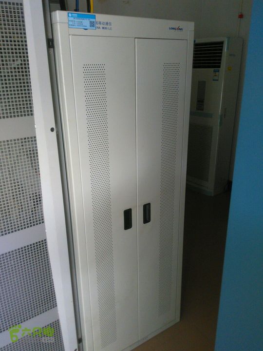 双江县回东河水库一楼无线机房LIC4828双江县回东河一楼无线机房/1行5列PT1-R01外观