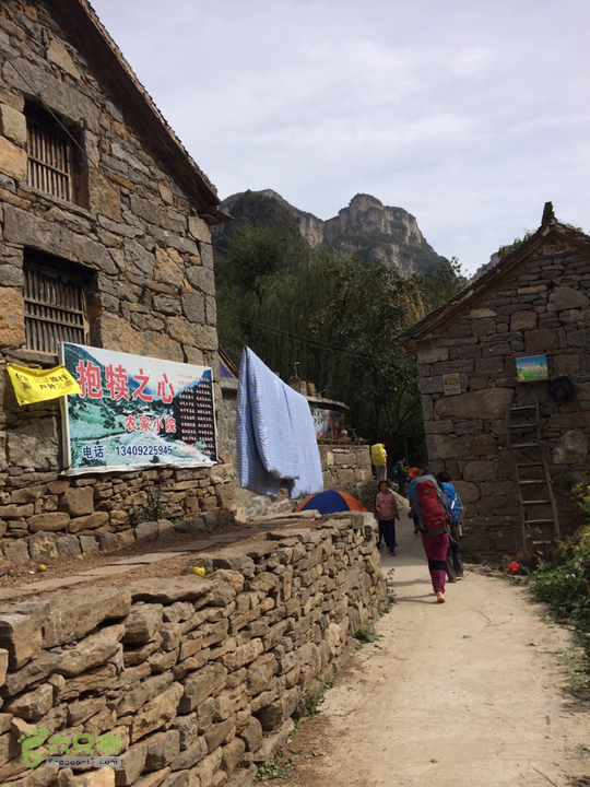 南太行：马武寨村－抱犊沟大峡谷－抱犊村－西莲九莲山穿越2015-10-03 11:35:11