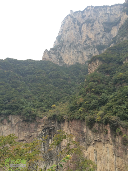 南太行：马武寨村－抱犊沟大峡谷－抱犊村－西莲九莲山穿越2015-10-03 16:10:50