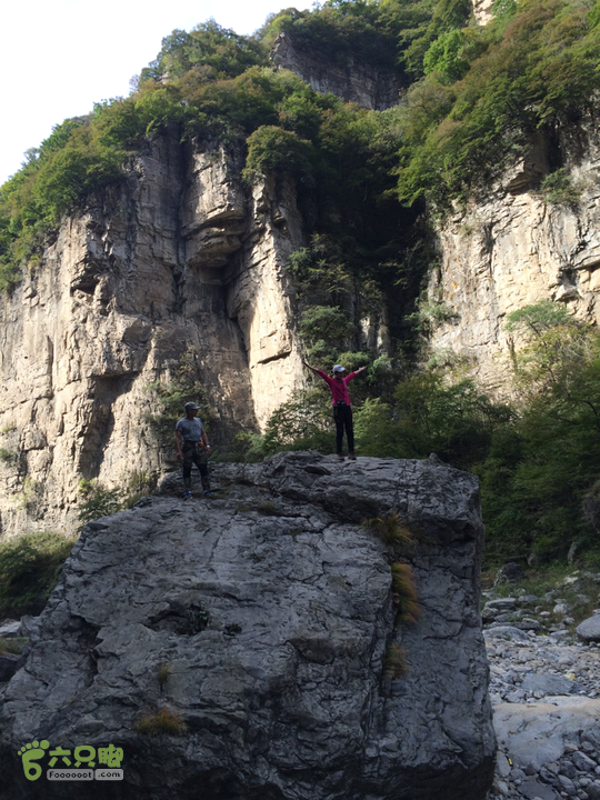 南太行：马武寨村－抱犊沟大峡谷－抱犊村－西莲九莲山穿越2015-10-03 09:53:45