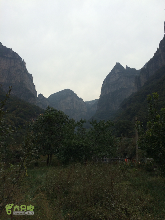 南太行：马武寨村－抱犊沟大峡谷－抱犊村－西莲九莲山穿越2015-10-03 16:43:49