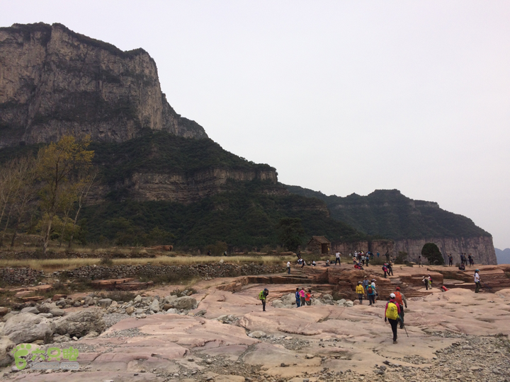 南太行：马武寨村－抱犊沟大峡谷－抱犊村－西莲九莲山穿越2015-10-03 13:25:12