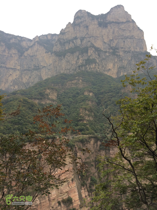南太行：马武寨村－抱犊沟大峡谷－抱犊村－西莲九莲山穿越2015-10-03 16:26:40