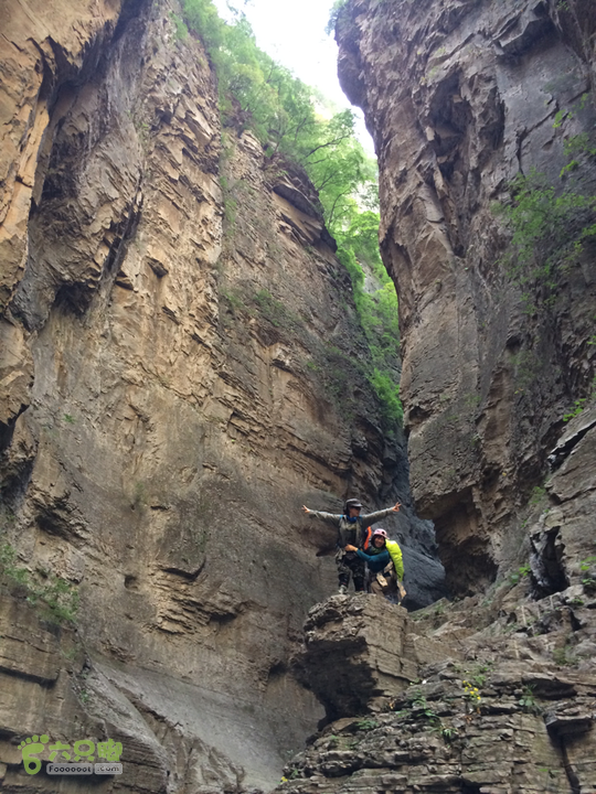 南太行：马武寨村－抱犊沟大峡谷－抱犊村－西莲九莲山穿越2015-10-03 10:18:28