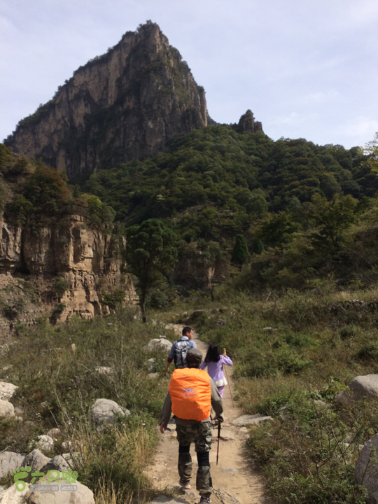 南太行：马武寨村－抱犊沟大峡谷－抱犊村－西莲九莲山穿越2015-10-03 11:19:02