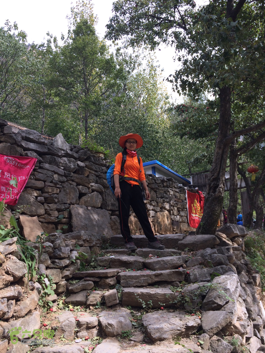 南太行：马武寨村－抱犊沟大峡谷－抱犊村－西莲九莲山穿越2015-10-03 11:37:19