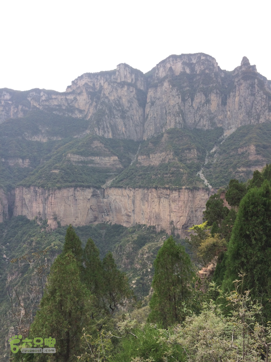 南太行：马武寨村－抱犊沟大峡谷－抱犊村－西莲九莲山穿越2015-10-03 14:34:07