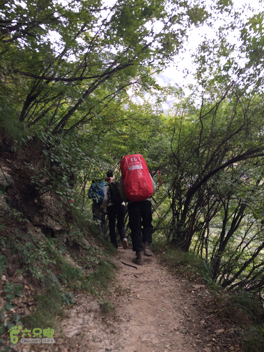 南太行：马武寨村－抱犊沟大峡谷－抱犊村－西莲九莲山穿越2015-10-03 15:11:57