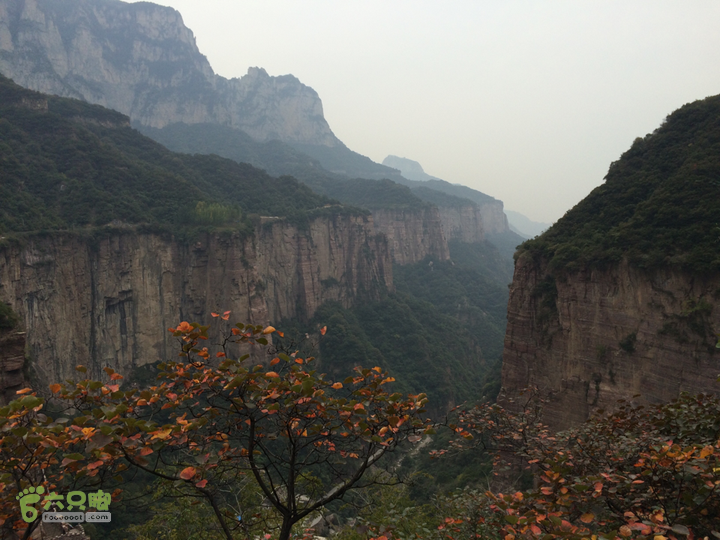 南太行：马武寨村－抱犊沟大峡谷－抱犊村－西莲九莲山穿越2015-10-03 16:37:59