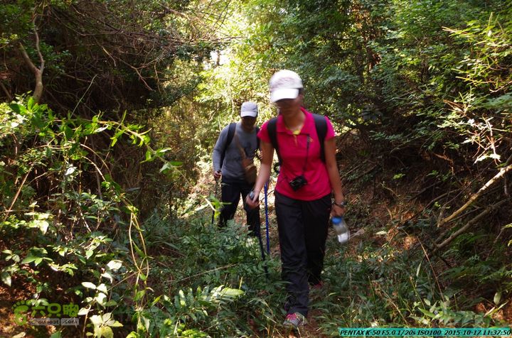 20151017-尧山北峰南峰穿乌岭水库IMGP9745