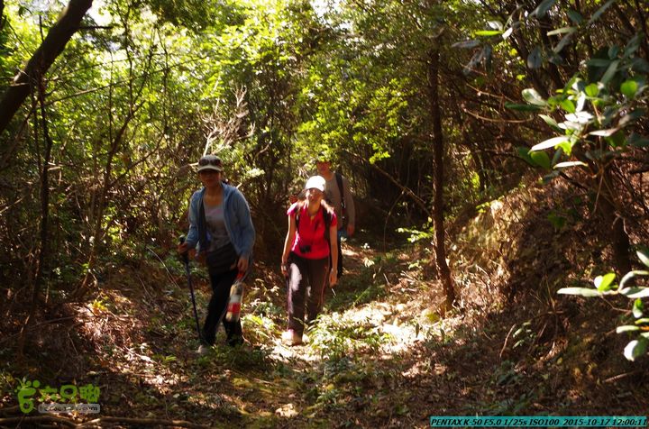 20151017-尧山北峰南峰穿乌岭水库IMGP9750