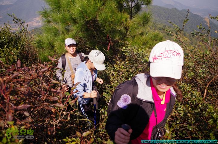 20151017-尧山北峰南峰穿乌岭水库IMGP9800
