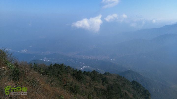 石耳山～青尖～古田山穿越2015-10-25 08:56:45