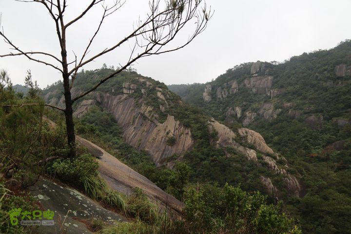 20151101六江-小桂林-独秀峰-状元山庄-君竹环岛下到水坝的半山腰看独秀峰