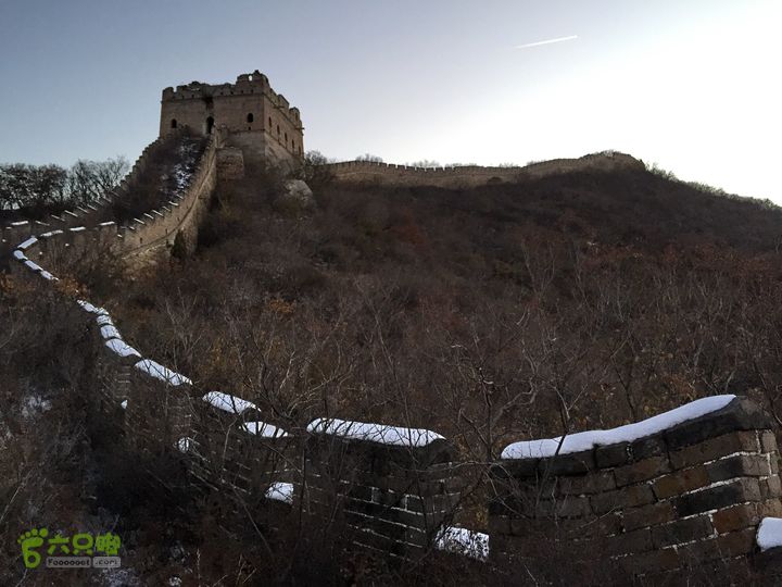 20151109徒步北京旺泉峪长城-超级云海与佛光旺泉峪长城 (19) 御史楼 - 西南角与东南角都有高角， 有滴水檐。好辨别。