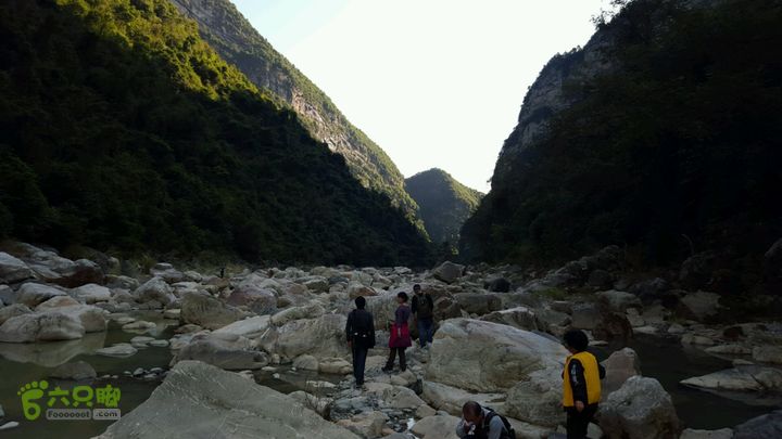 江背山大峡谷13