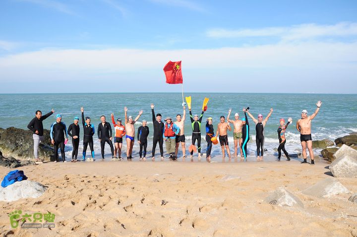 20151220横渡三亚东锣岛-创造新辉煌！IMG_0844(0)