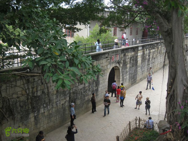 2015-11-9-4福建厦门胡里山炮台-中餐购物中心IMG_1101