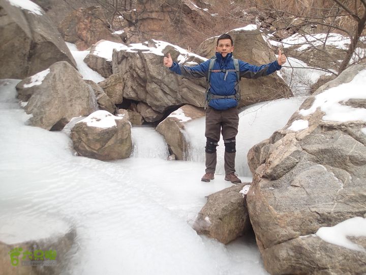 观赏冰瀑:石庙子_彩石溪-云谷禅寺_莲梗峡-莲花圣境P1300039