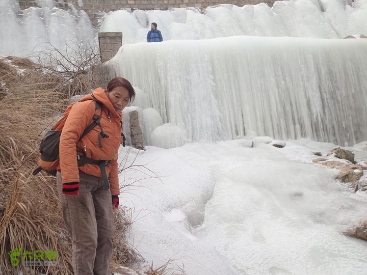 观赏冰瀑:石庙子_彩石溪-云谷禅寺_莲梗峡-莲花圣境P1300165