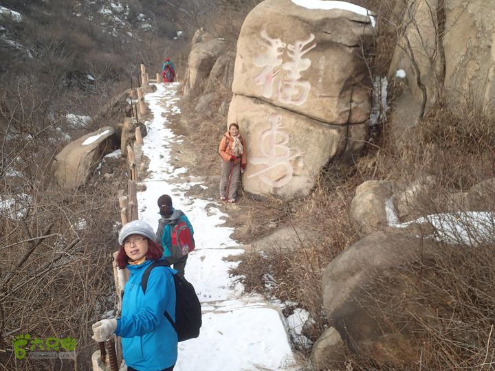 观赏冰瀑:石庙子_彩石溪-云谷禅寺_莲梗峡-莲花圣境P1300283